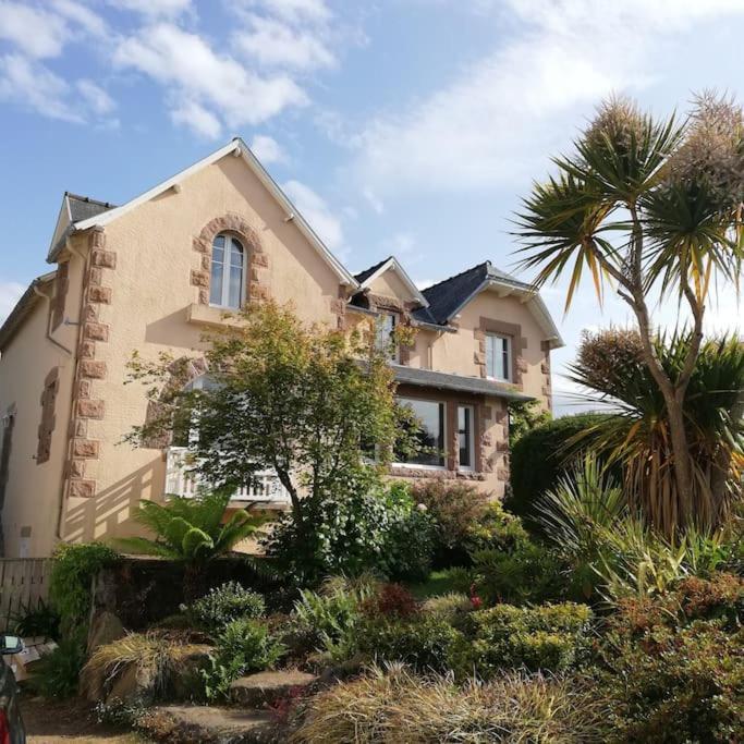 Maison - Villa Bord De Mer, Cote De Granit Rose Perros-Guirec Exterior foto